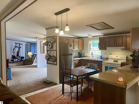 20624 E Trails End, Interlochen, MI 49643 photo 4