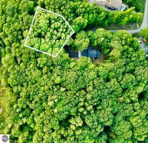 W Jefferson Avenue LOT 5, Suttons Bay, MI 49682