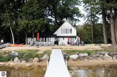 7350 NE Bear Tree Rd, Kalkaska, MI 49646