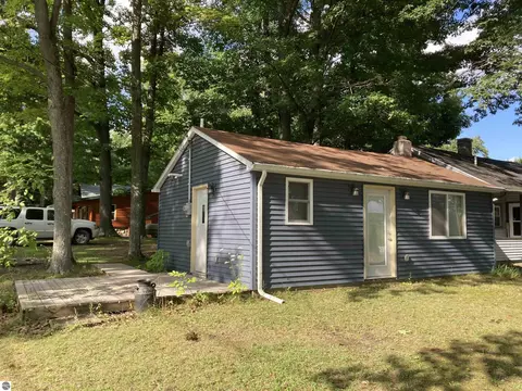 3807 Maple Ave, Lupton, MI 48635 photo 4