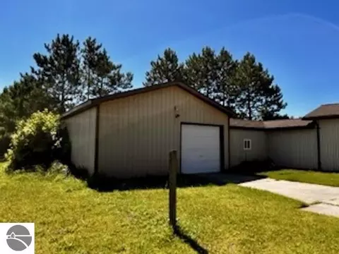 1960 Hampton, Harrison, MI 48625 photo 40