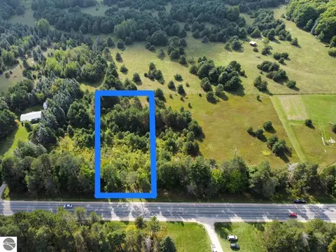 Parcel E Old 131, Cadillac, MI 49601