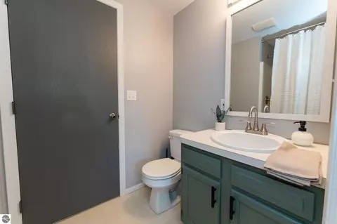 5225 King Richards Ct, Gladwin, MI 48624 photo 31