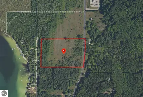 V/l S M-88, Bellaire, MI 49615