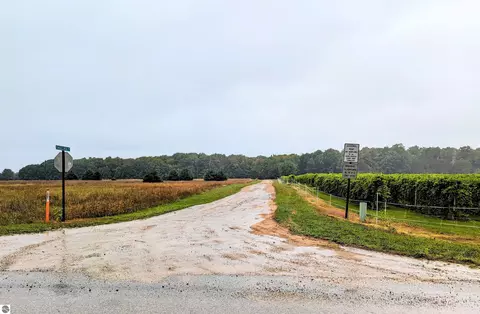 0 Eagle Rise Rd, Traverse City, MI 49686