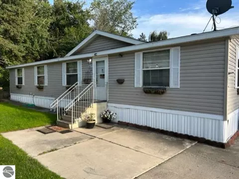 16400 Upton Rd #LOT 199, East Lansing, MI 48823