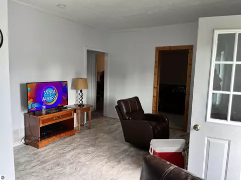 420 W Huron Rd, Au Gres, MI 48703 photo 10
