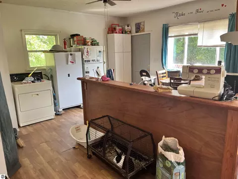 420 W Huron Rd, Au Gres, MI 48703 photo 4