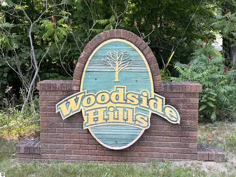 0000 S Westwood Pkwy, Suttons Bay, MI 49682