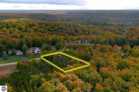 242 Black Ridge Court, Traverse City, MI 49696