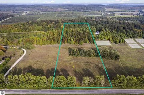 00 N Drumlin Ln, Suttons Bay, MI 49682