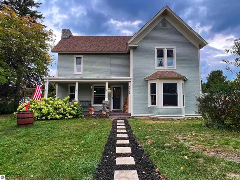 4794 SW Pine St, South Boardman, MI 49680