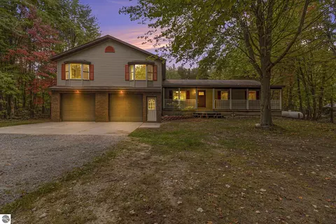 7380 Evanston Ave, Muskegon, MI 49442