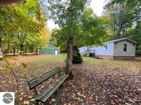 4618 Oslund Rd, Mancelona, MI 49659