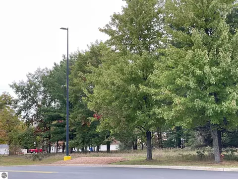 Nnn W Houghton Lake Drive, Prudenville, MI 48651