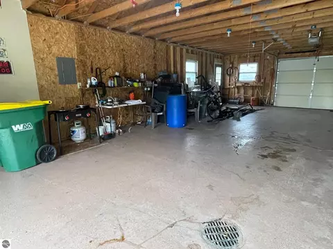 203 Laura June Dr, Leroy, MI 49655 photo 30