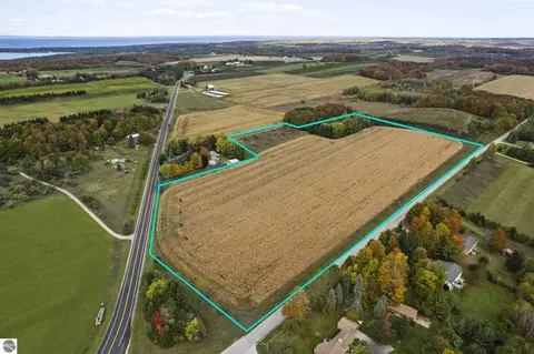 00 Youngdyke Rd, Central Lake, MI 49622