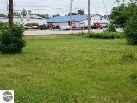 7116 E Pickard Rd, Mount Pleasant, MI 48858 photo 3