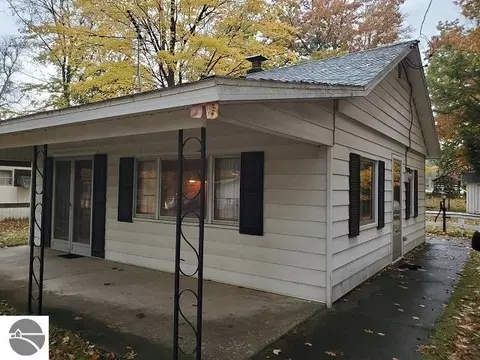 2281 Wildwood, Lupton, MI 48635