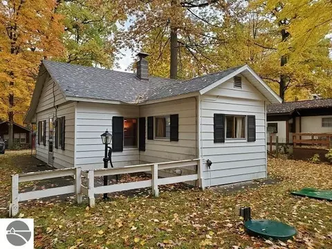 2281 Wildwood, Lupton, MI 48635 photo 3