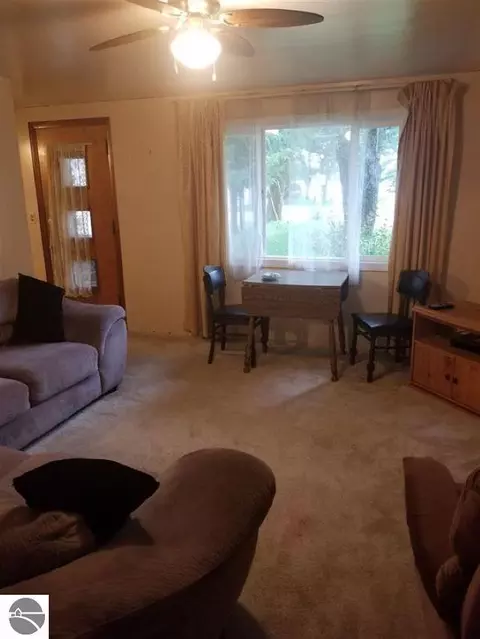 7334 Loud Dr, Oscoda, MI 48750 photo 4