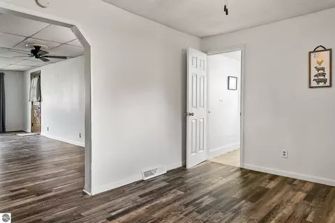 602 E Ctr, Ithaca, MI 48847 photo 21