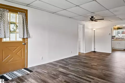 602 E Ctr, Ithaca, MI 48847 photo 10