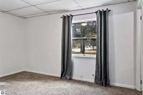 602 E Ctr, Ithaca, MI 48847 photo 14