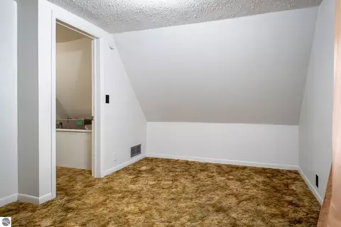 602 E Ctr, Ithaca, MI 48847 photo 39