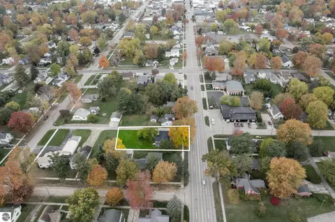 602 E Ctr, Ithaca, MI 48847 photo 5