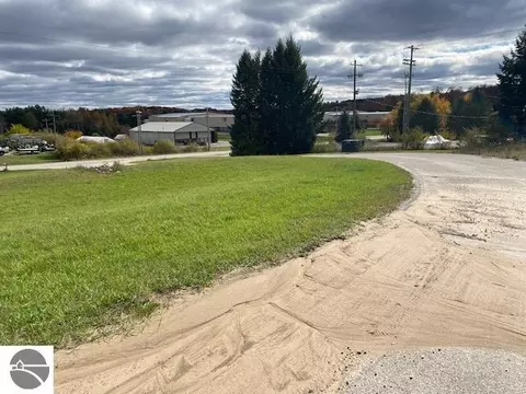 7960 M-72 E, Williamsburg, MI 49690 photo 33