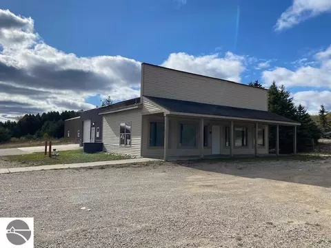 7960 M-72 E, Williamsburg, MI 49690 photo 30