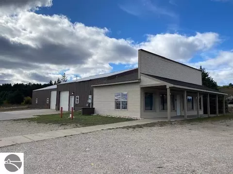 7960 M-72 E, Williamsburg, MI 49690