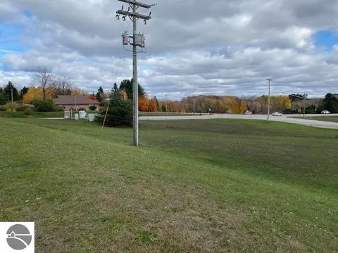 7960 M-72 E, Williamsburg, MI 49690 photo 24