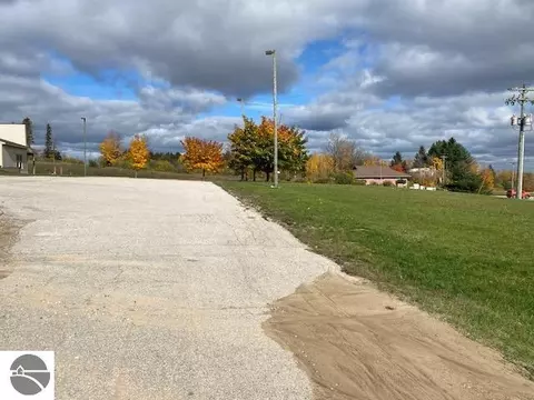 7960 M-72 E, Williamsburg, MI 49690 photo 34
