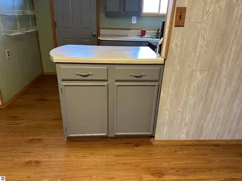 771 Robert Dr, Harrison, MI 48625 photo 10