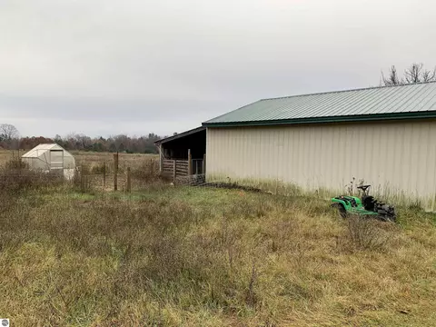 4268 Cassidy Rd, Gladwin, MI 48624 photo 31