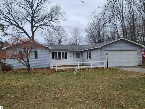 2354 Tamara Rd, Kalkaska, MI 49646