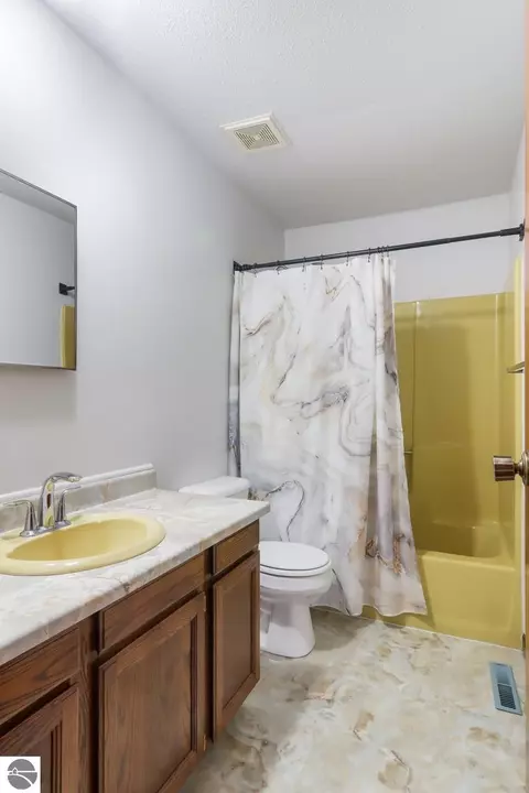 4339 Eagle Crest Dr, Williamsburg, MI 49690 photo 15
