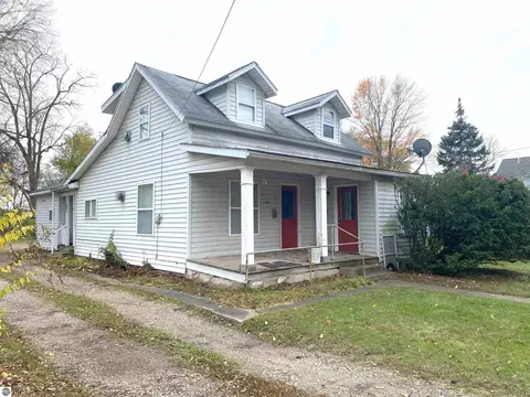 1310 E Broadway, Mount Pleasant, MI 48858