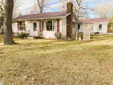 4196 Fern Ave, National City, MI 48748