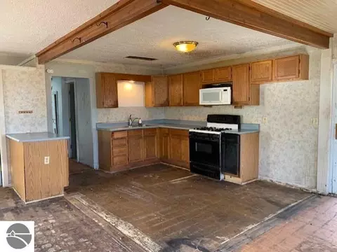 399 N Huron, Au Gres, MI 48703 photo 17