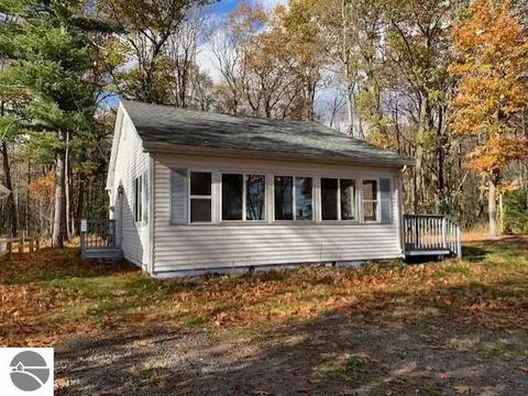 399 N Huron, Au Gres, MI 48703