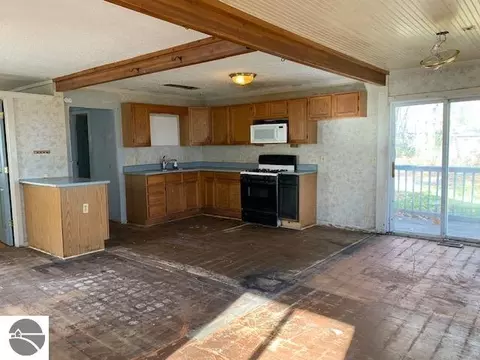 399 N Huron, Au Gres, MI 48703 photo 38