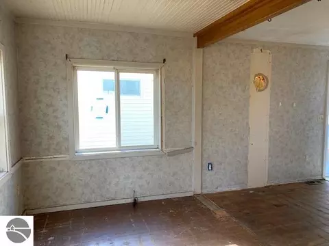 399 N Huron, Au Gres, MI 48703 photo 11