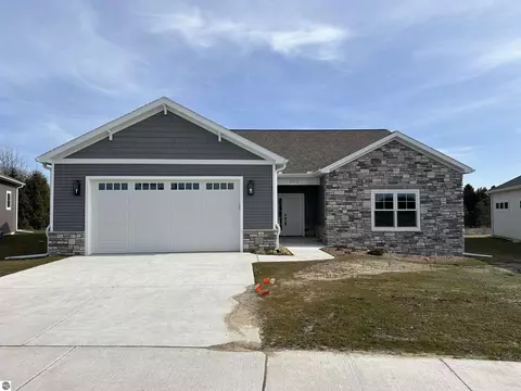 5112 Sheffer Farm Rd #3, Traverse City, MI 49685