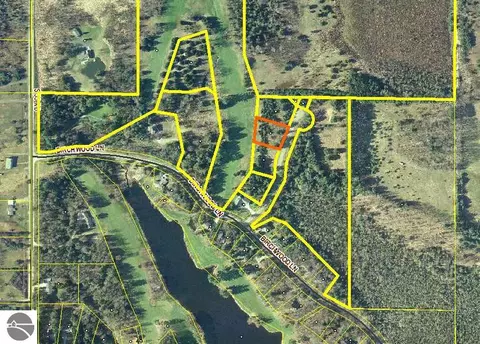 lot4 Fairway Ln, Cadillac, MI 49601
