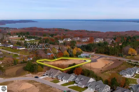 48 Jojack Run, Traverse City, MI 49686