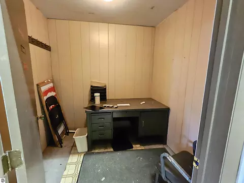 122 E Mesick Ave, Mesick, MI 49668 photo 8