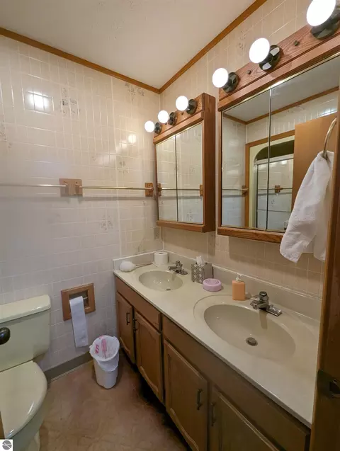227 Cherry St, Au Gres, MI 48703 photo 18
